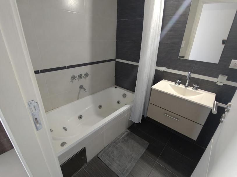 Apartamento Frente al mar charlone Mar del Plata Exterior foto